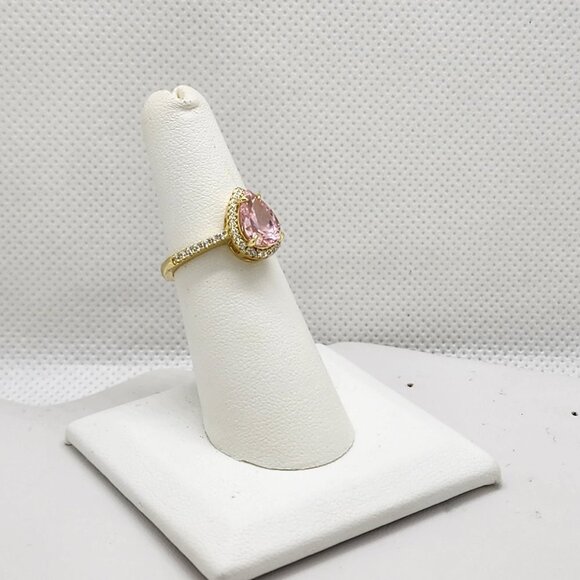 Brand New Sterling Silver 925 Pink Tear Drop Ring - Picture 1 of 5
